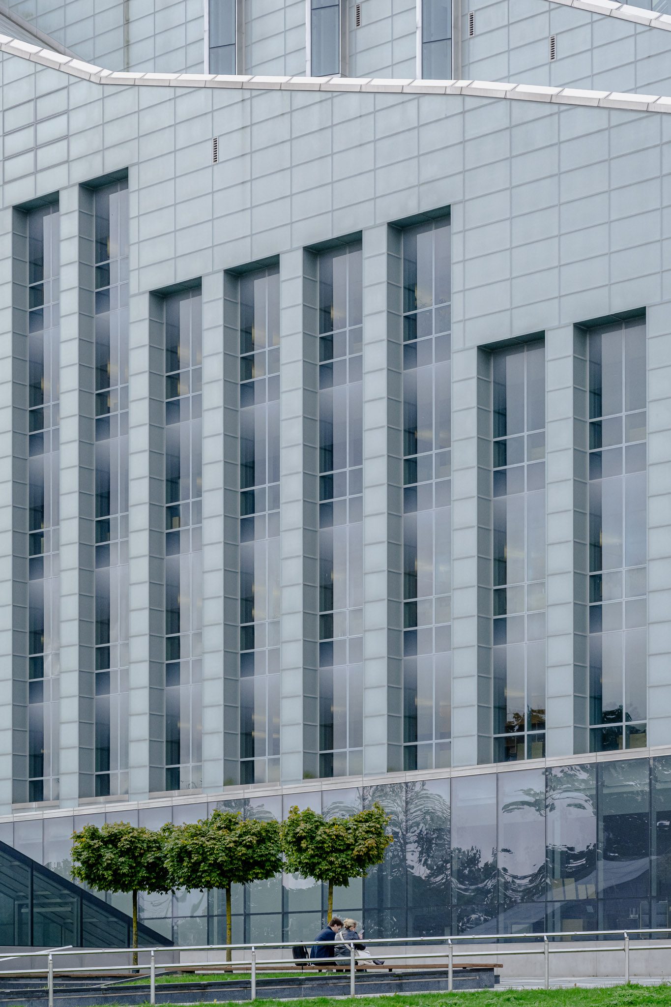 Vertical glazing on the façade of the National Library of Latvia
